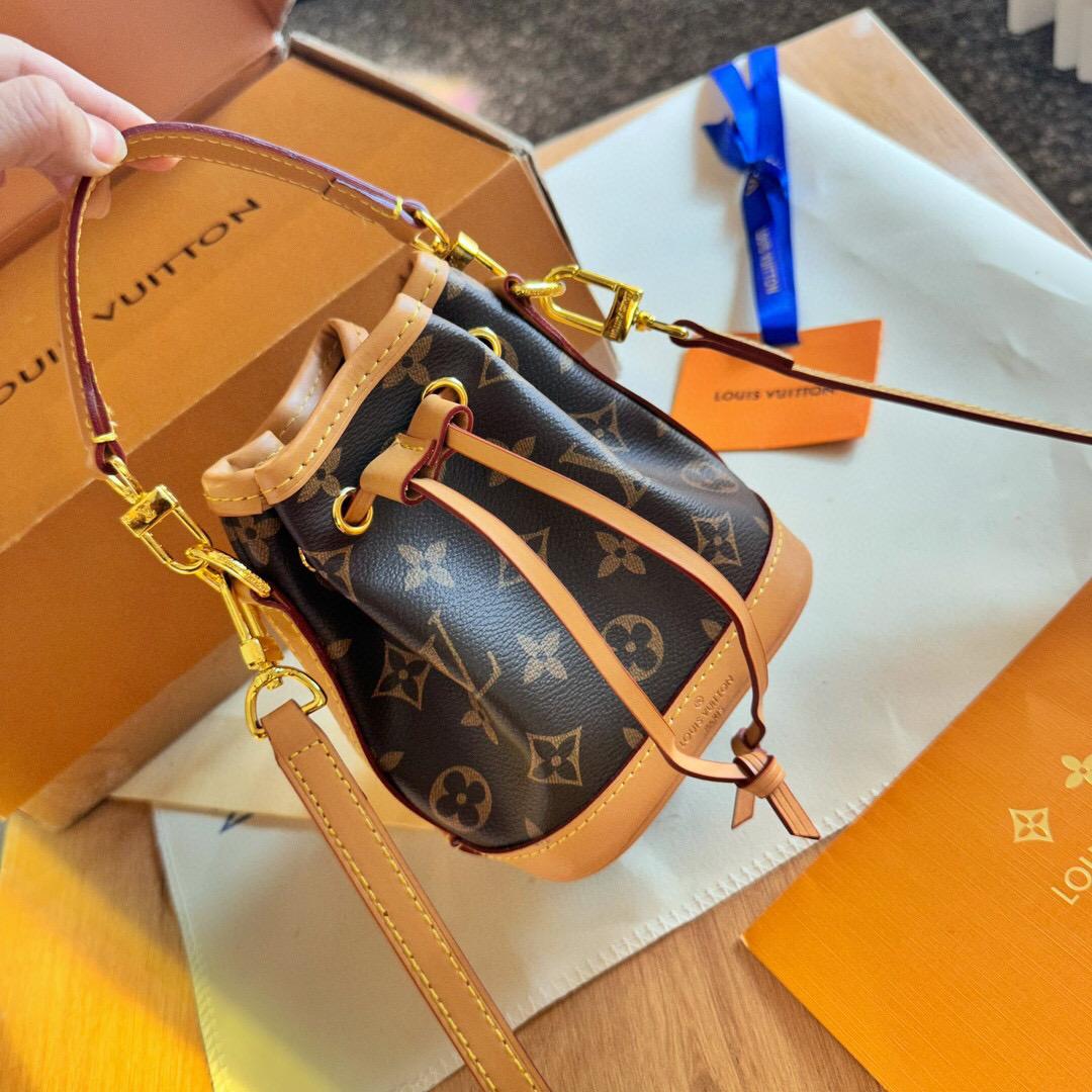 LOUIS VUITTON モノグラム カバ ピアノ トートバッグ