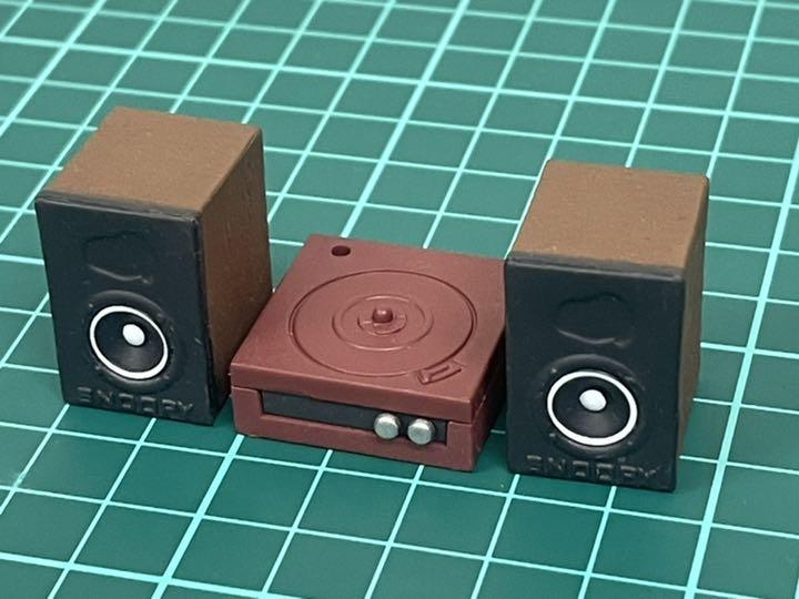 リーメント★ミニチュア★スヌーピー ★レコードプレイヤー★ドールハウスに★
