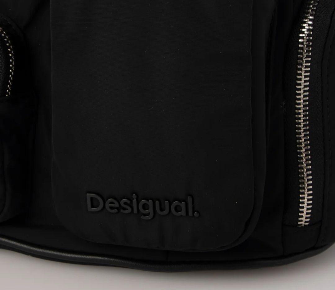 Desigual ポケット ナイロンマキシバックパック