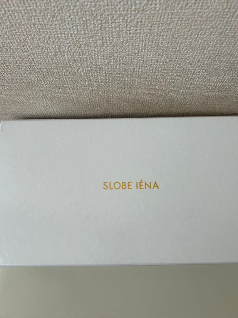 GRISE レザースクエアプリーツフラット24.5cm