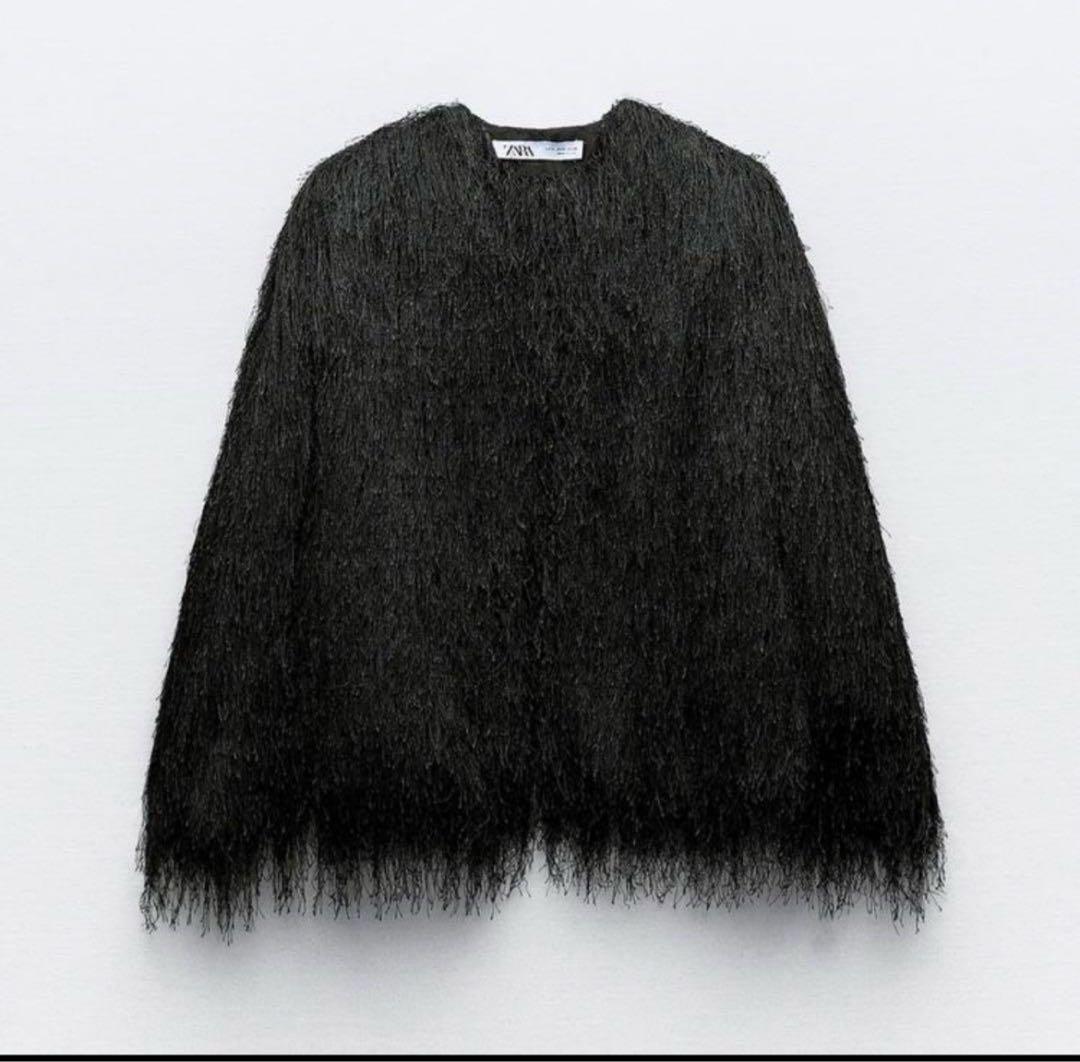 ZARAフリンジデザイン ファー風ジャケット ZARA フリンジジャケット ブラック S ファージャケット - メルカリ