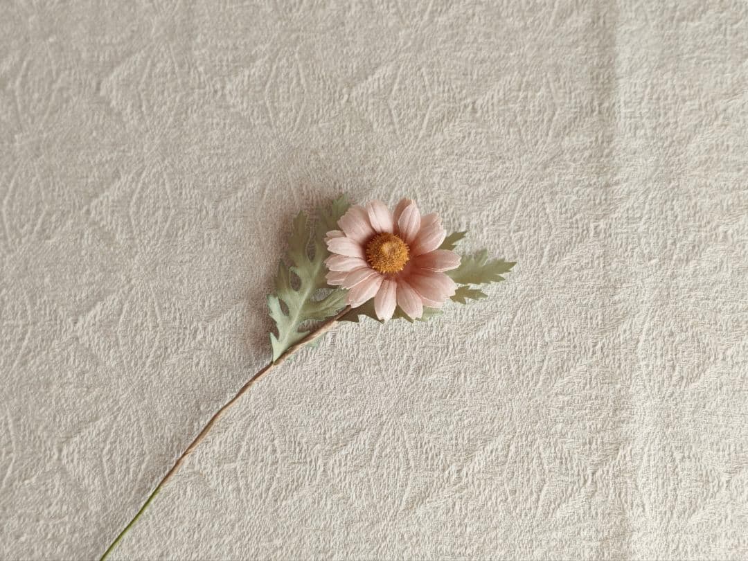 【 kao さま】vintage ❀ くすみピンク色の デイジーの花