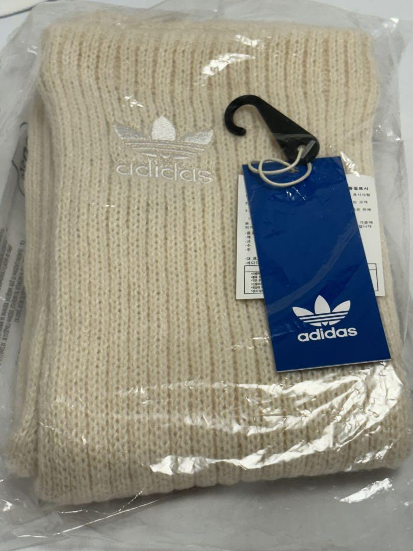 adidasoriginals クリーム色 レッグウォーマー