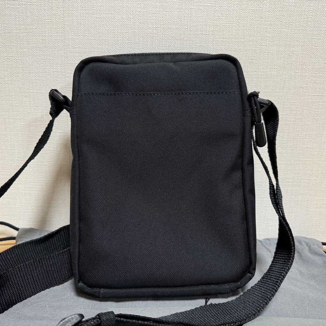 BALENCIAGA  ショルダーバッグ ナイロン　ボディバッグ　バレンシアガ