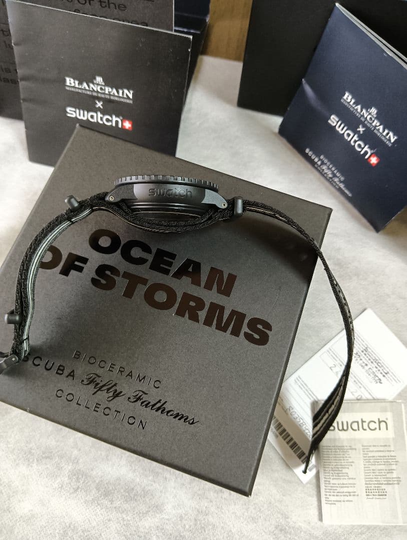 非常に美品。ブランパン Blancpain x Swatch 自動巻き 腕時計 非常に美品。ブランパン Blancpain x Swatch 自動巻き 腕時計