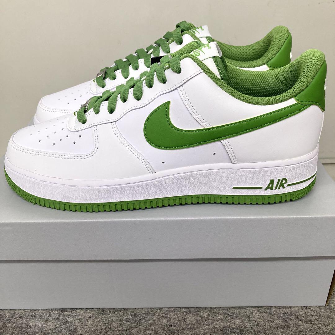 新品NIKE ナイキメンズスニーカー　ナイキエアフォース1  ホワイト緑　27
