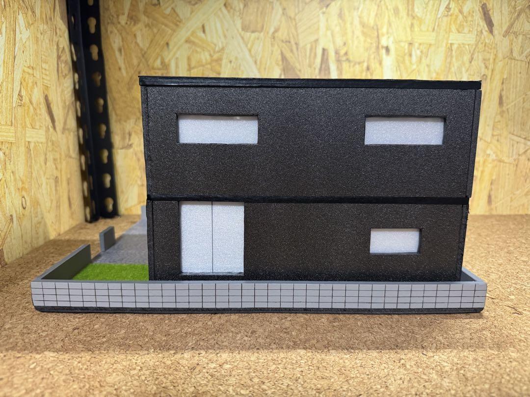 1/43ミニカー用ジオラマ(家)