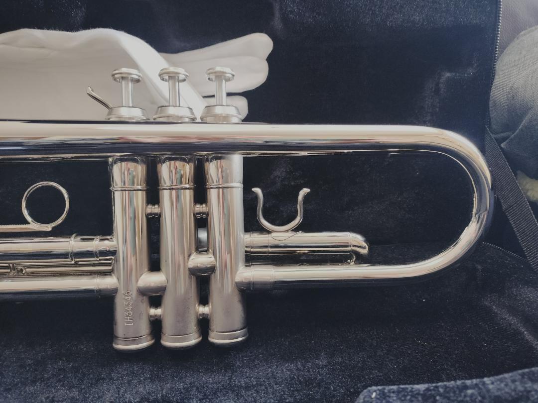 トランペット　JYTR-E100N　金音楽器　未使用品