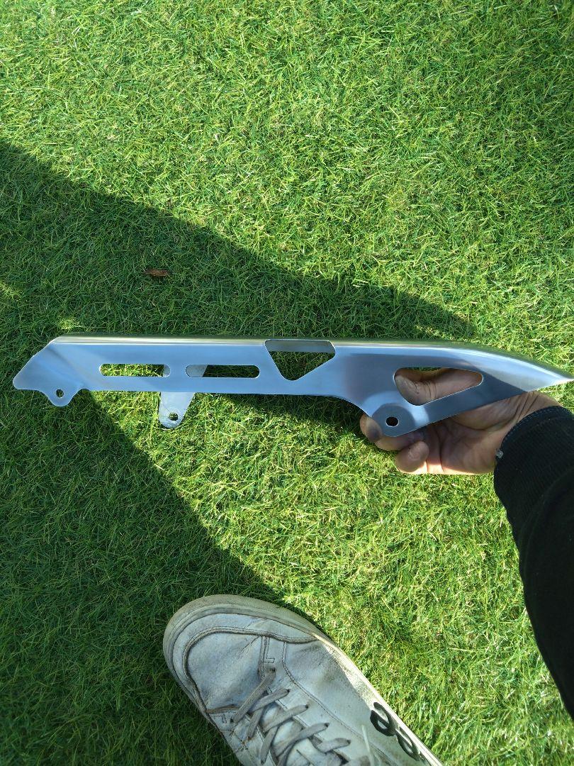 ゼファー400/Χ　純正チェーンケース　チェーンカバー