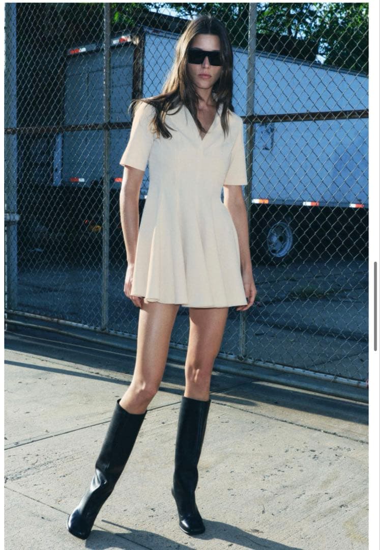 ZARA ZWコレクション ステッチ入り ポロネックワンピース ZARA ZWコレクション ステッチ入り ポロネックワンピース