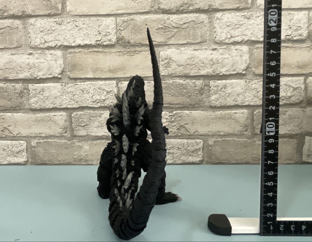 【☆短期出品！早い者勝ち！】ゴジラ2002（モンスターアーツ） バンダイ