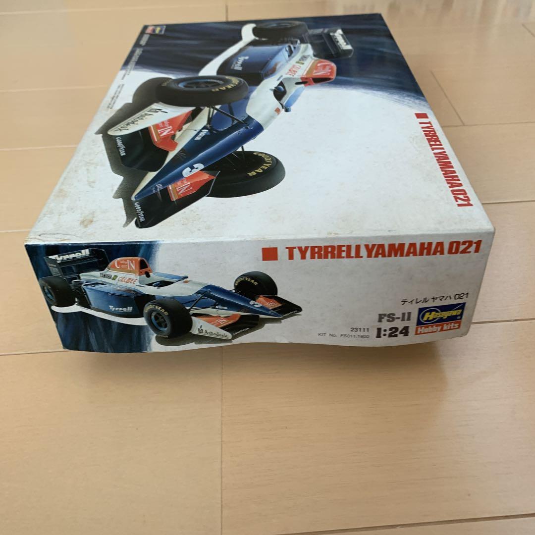 TYRRELL YAMAHA 021 1:24 スケールモデル