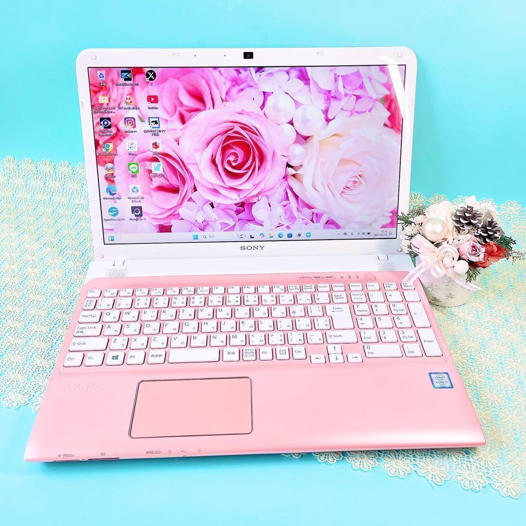 Corei7✨️Windows11✨️ピンクノートパソコン SSDカメラ付き