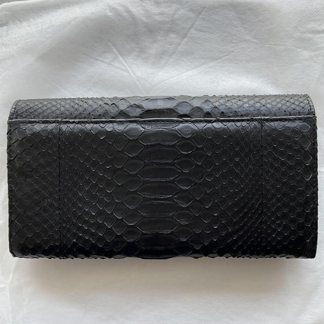 【美品】ブラック ヘビ革 長財布