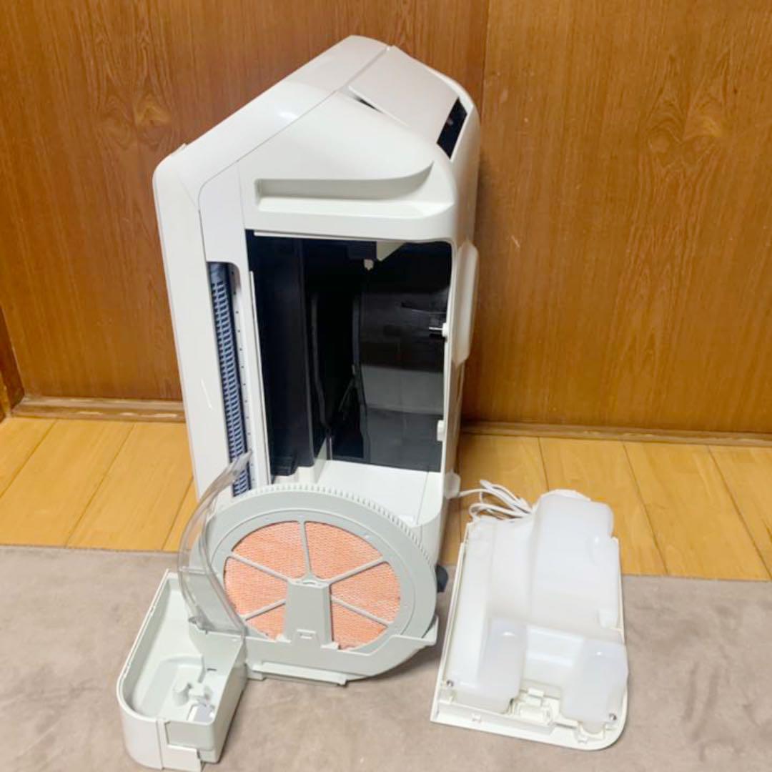 最上級 DAIKIN MCZ70SE3-W 徐加湿空気清浄機 クリアフォースZ 希少 黒入荷! 最上級 DAIKIN MCZ70SE3-W 徐加湿空気清浄機 クリアフォースZ 空気清浄器