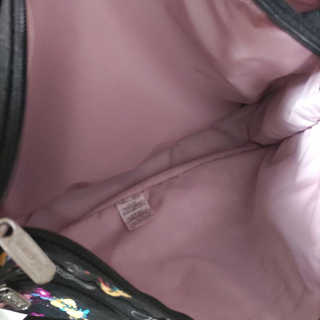 LeSportsac ミニーマウス 花柄 ショルダーバッグ✨ハワイ限定 LeSportsac ミニーマウス 花柄 ショルダーバッグ✨ハワイ限定
