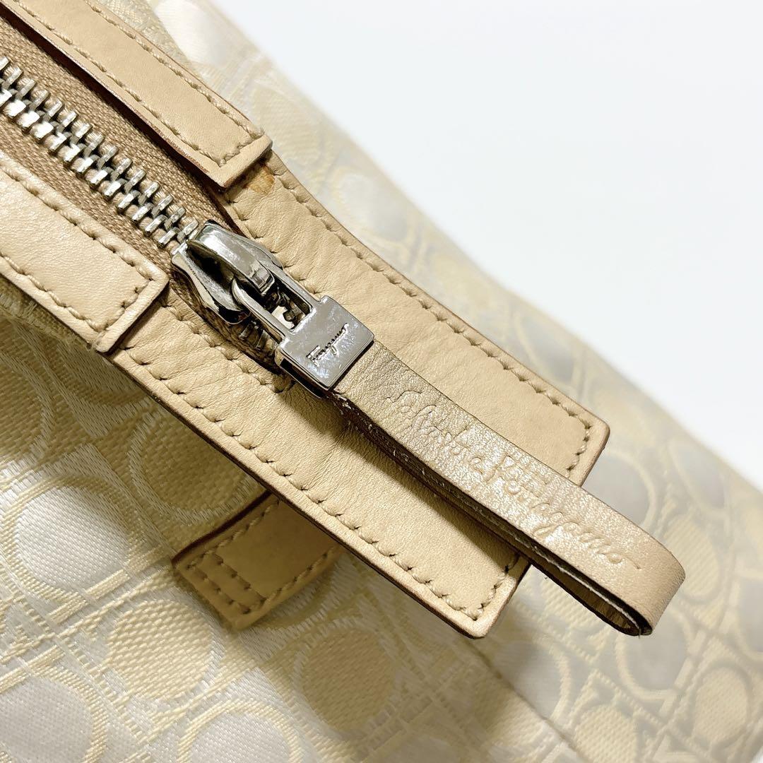 ☀ FERRAGAMO