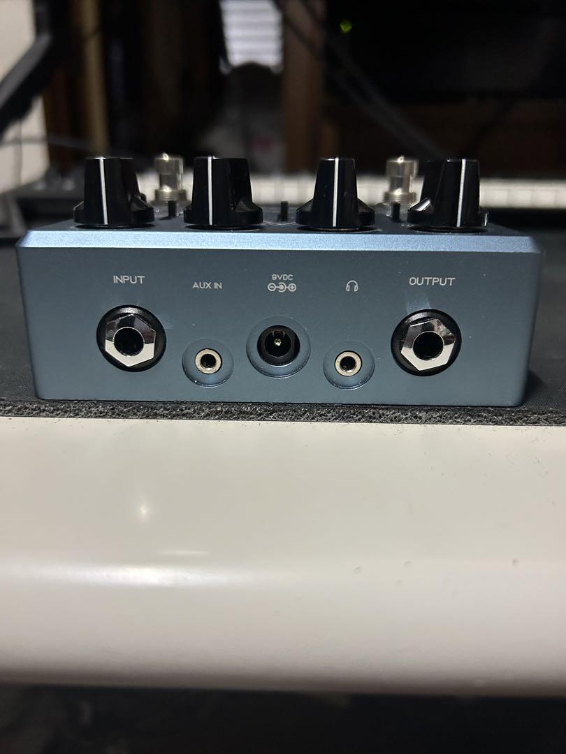 ベース Darkglass  Alpha Omega Ultra V2 with AUX
