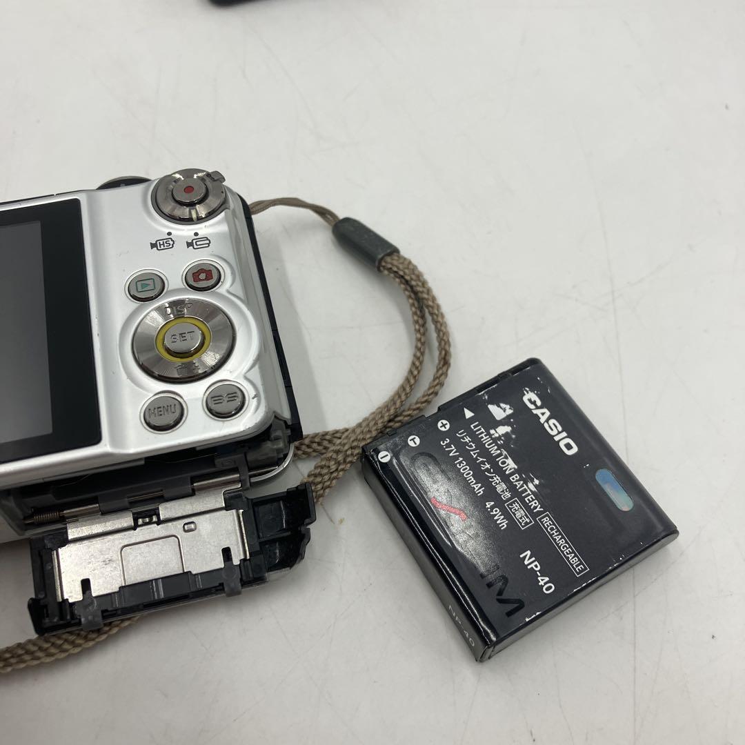★★CASIO EXILIM EX-FC100 デジタルカメラ　デジカメ