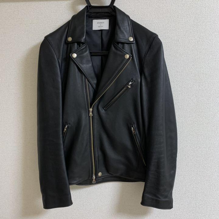 最新の激安 STUDIOUS Mサイズ ダブルライダースジャケット - ライダースジャケット