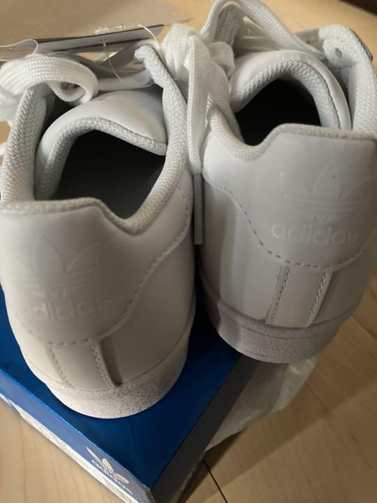 新品タグ付き adidas スーパースター 金 22.5cm