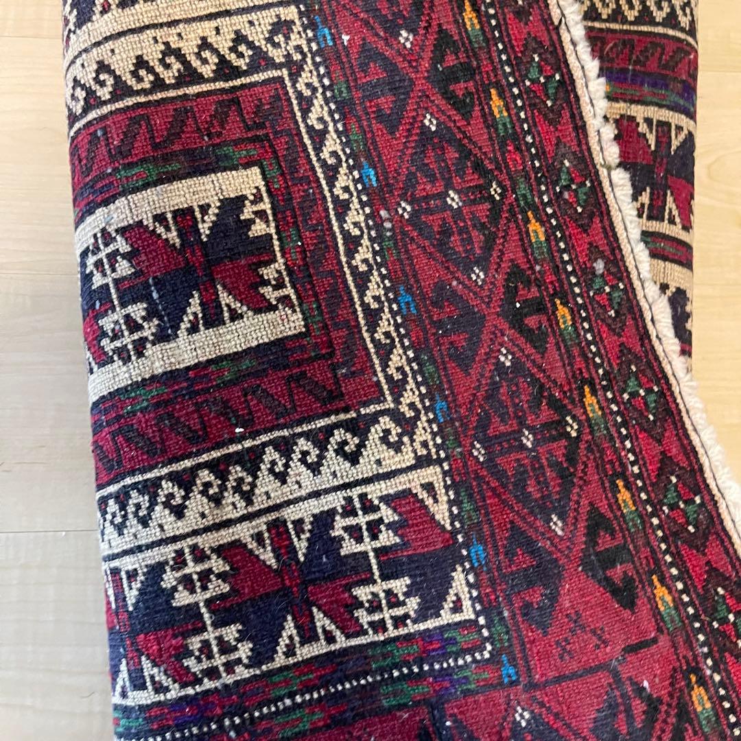 アフガニスタン　バルーチ族ラグ　ヴィンテージラグ　絨毯　カーペット