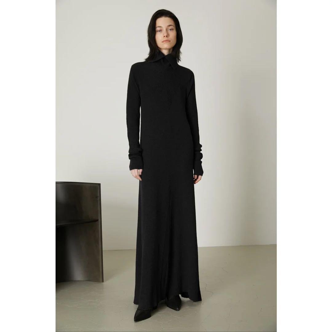 RIM.ARK High collar flare knit OP BLK美品