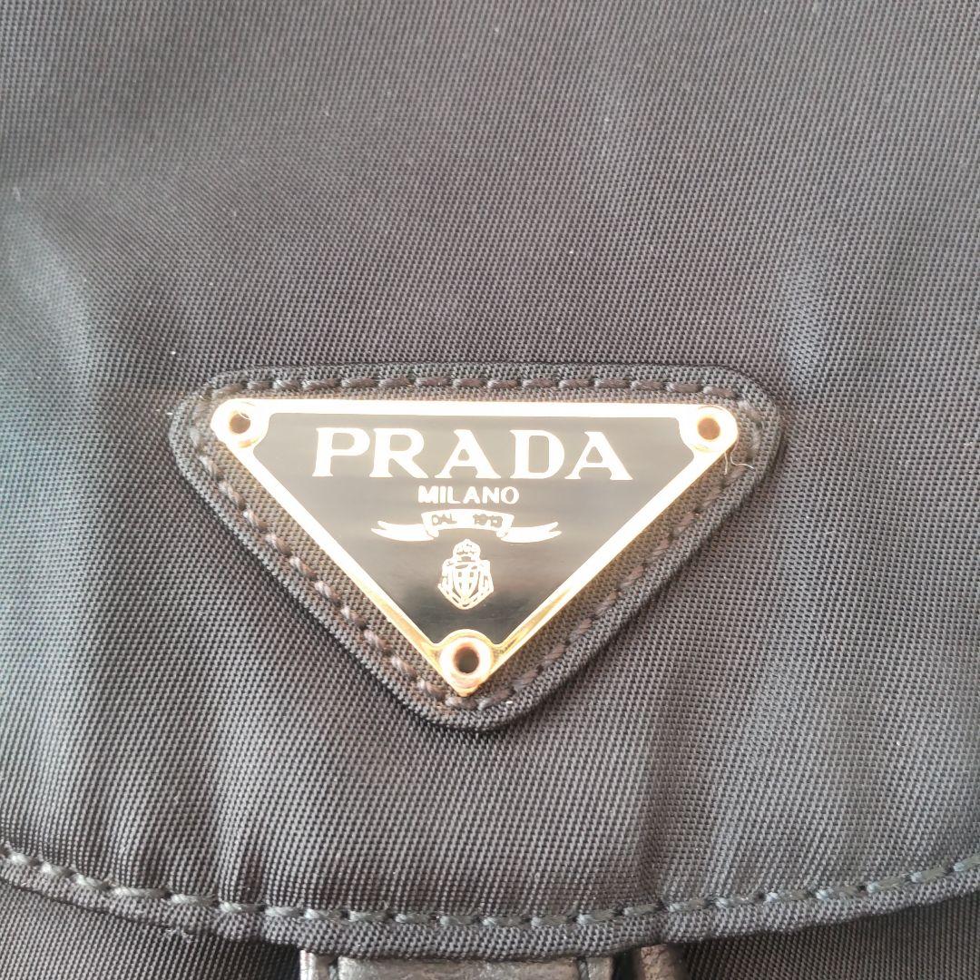 人気 PRADA / リュックサック バッグパック ゴールド金具 三角プレート