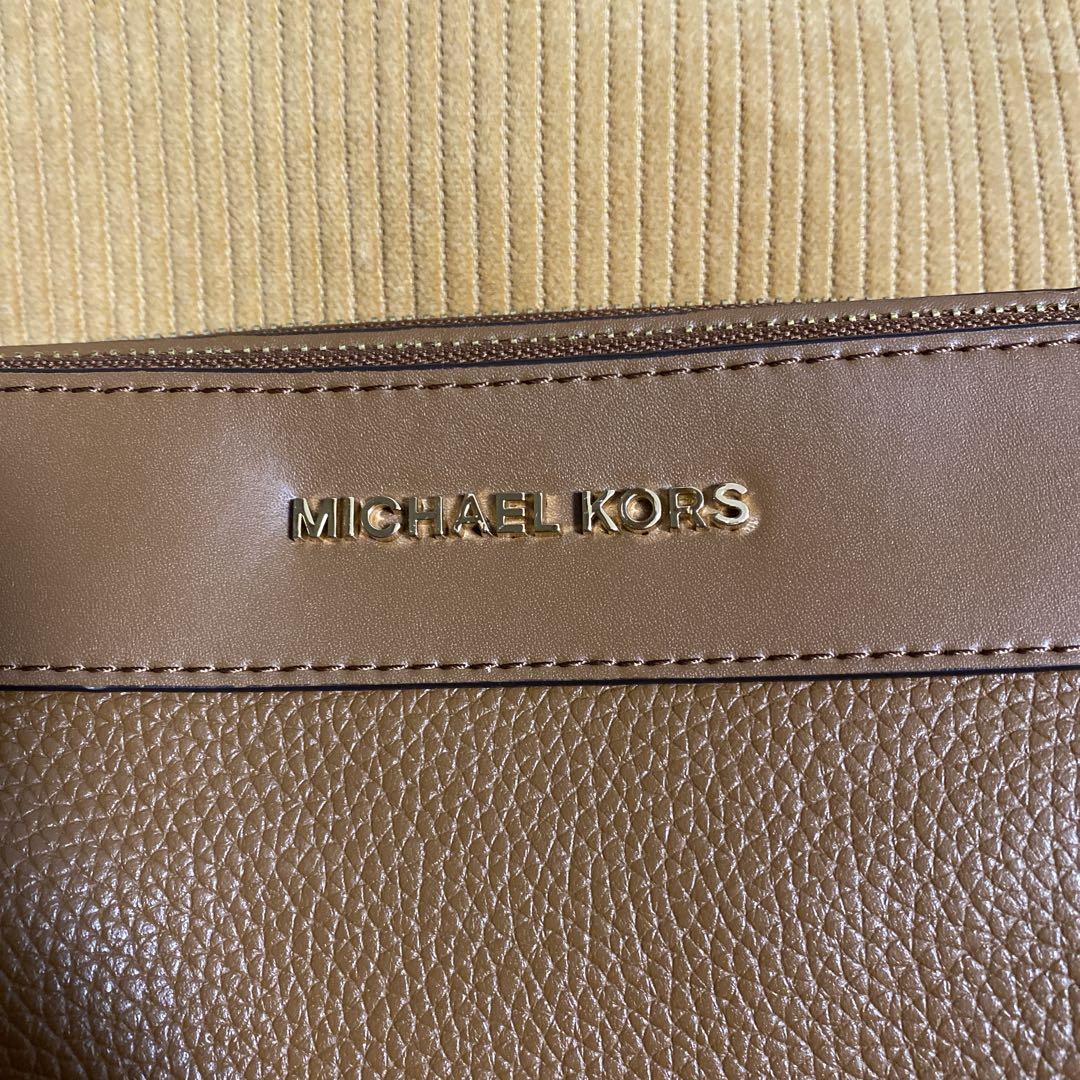 MICHAEL KORS ブラウン ショルダーバッグ