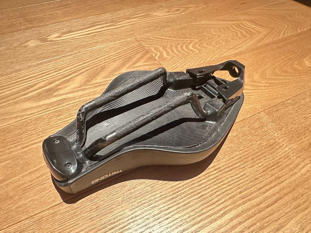 fizik Tritone カーボンサドル