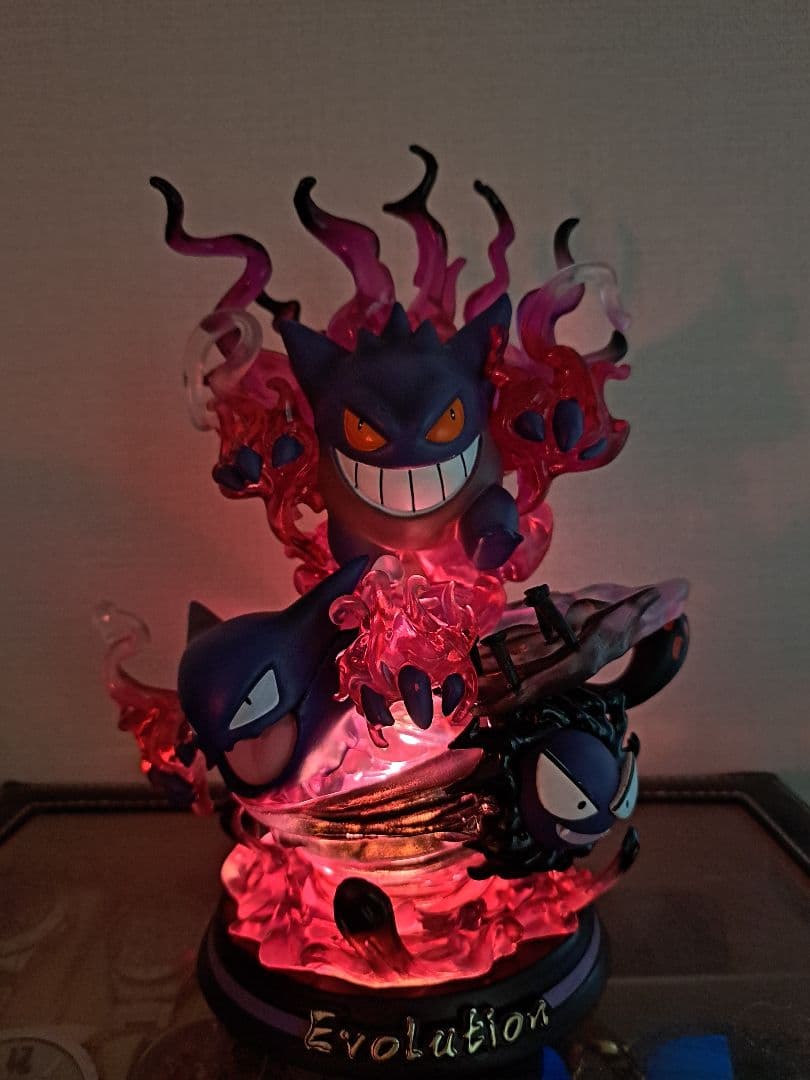 ゲンガー 進化フィギュア LEDライト付き