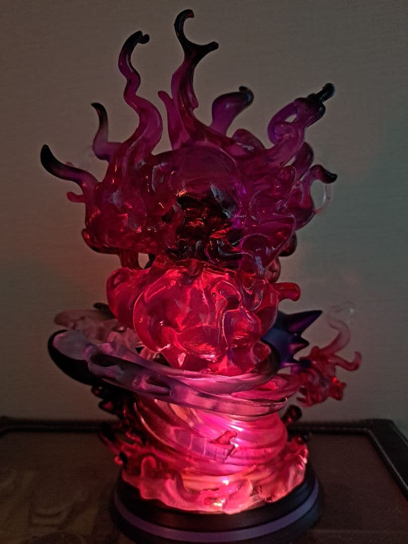 ゲンガー 進化フィギュア LEDライト付き