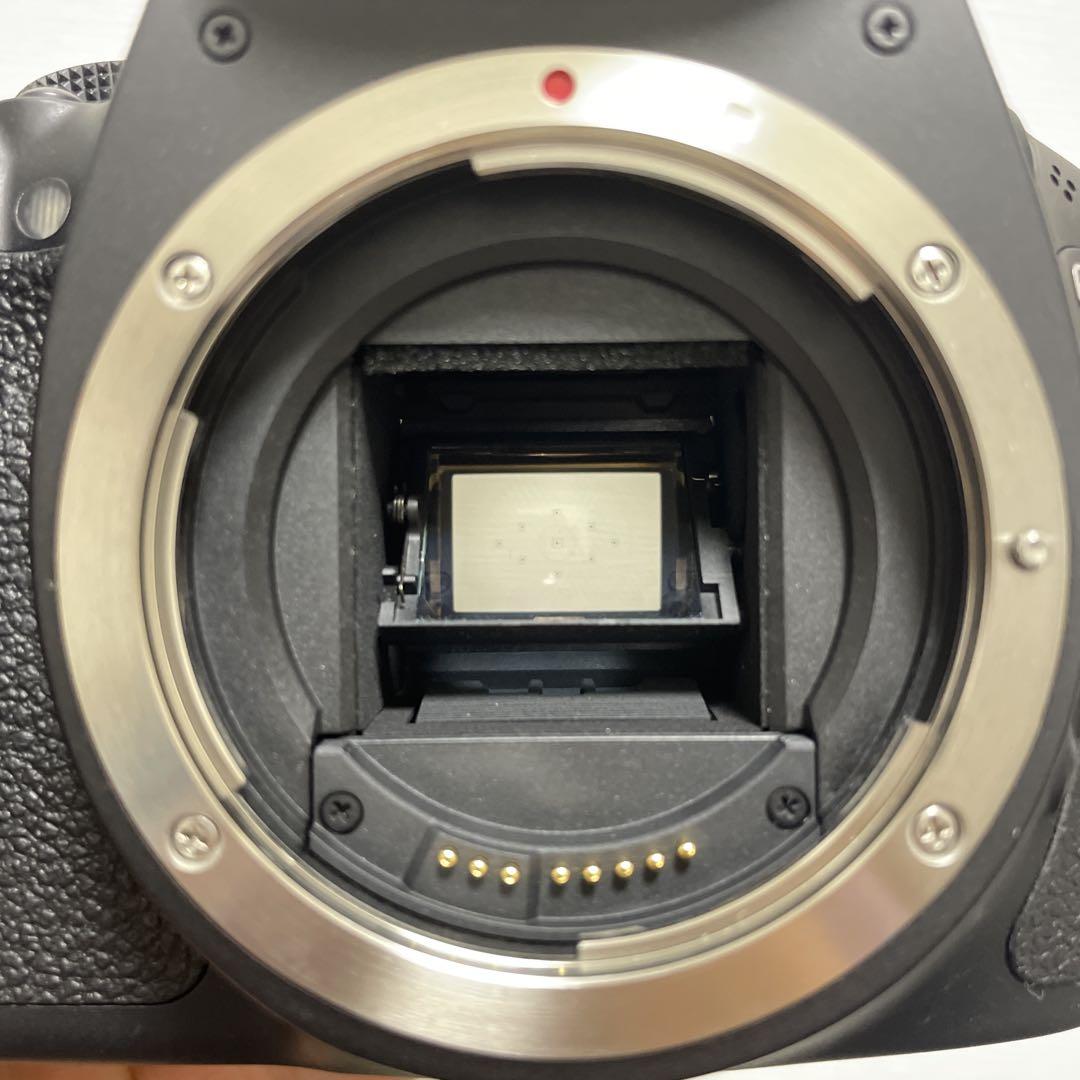 Canon EOS