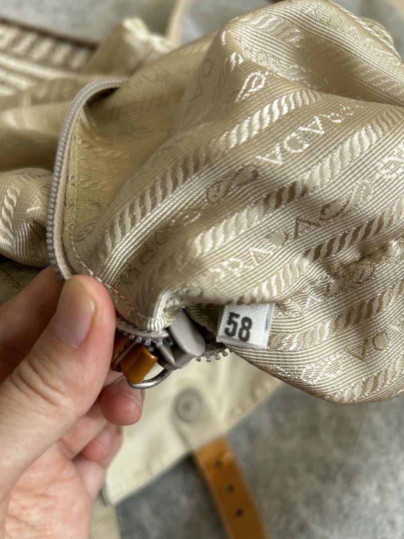 プラダPRADA リュックサック　ショルダーバックジョギングウォーキング
