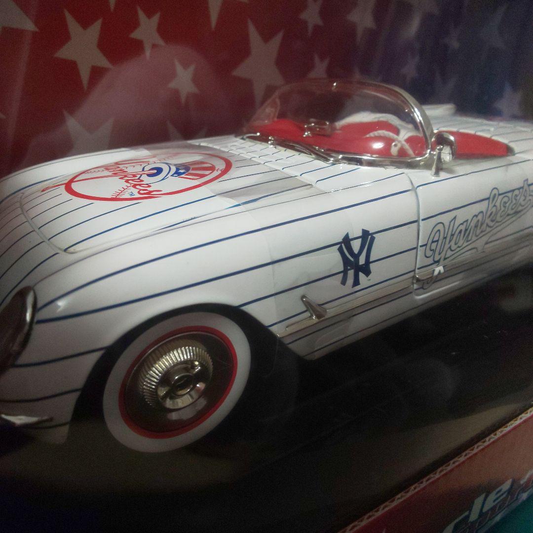 店舗良い 1:18ミニカー☆1953 Corvette メルカリ - ヤンキース特別版 ミニカー