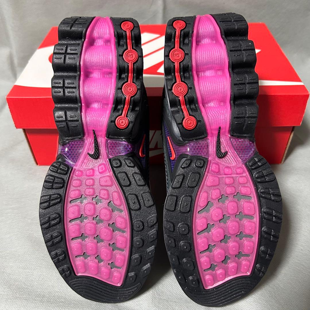 ナイキ　エアマックス DN ブラック　ライトクリムゾン　黒　紫　24.0 NIKE AIR MAX DN BLACK/LT CRIMSON-DK SMOKE GREY（ナイキ エア