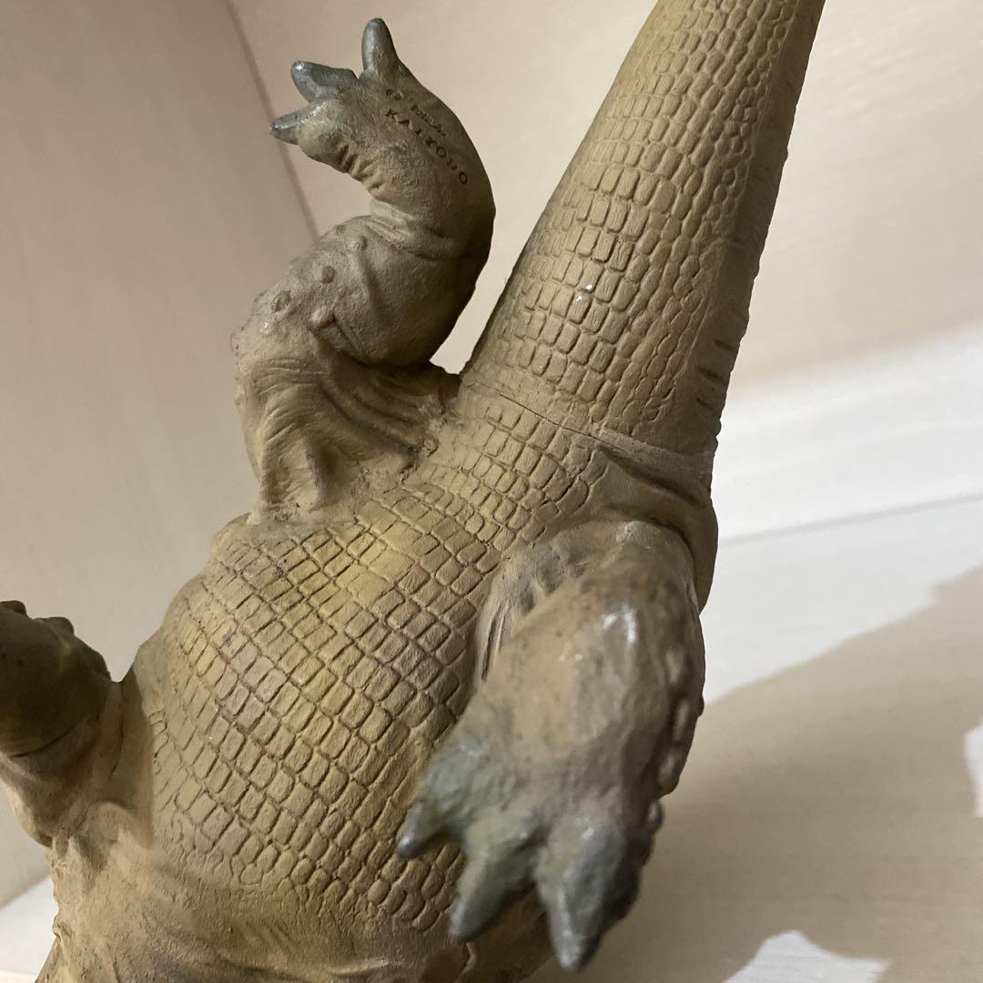海洋堂ネロンガ、ガレージキット完成品 デジタルガレージキット 円谷怪獣シリーズ ネロンガ 松村しのぶ