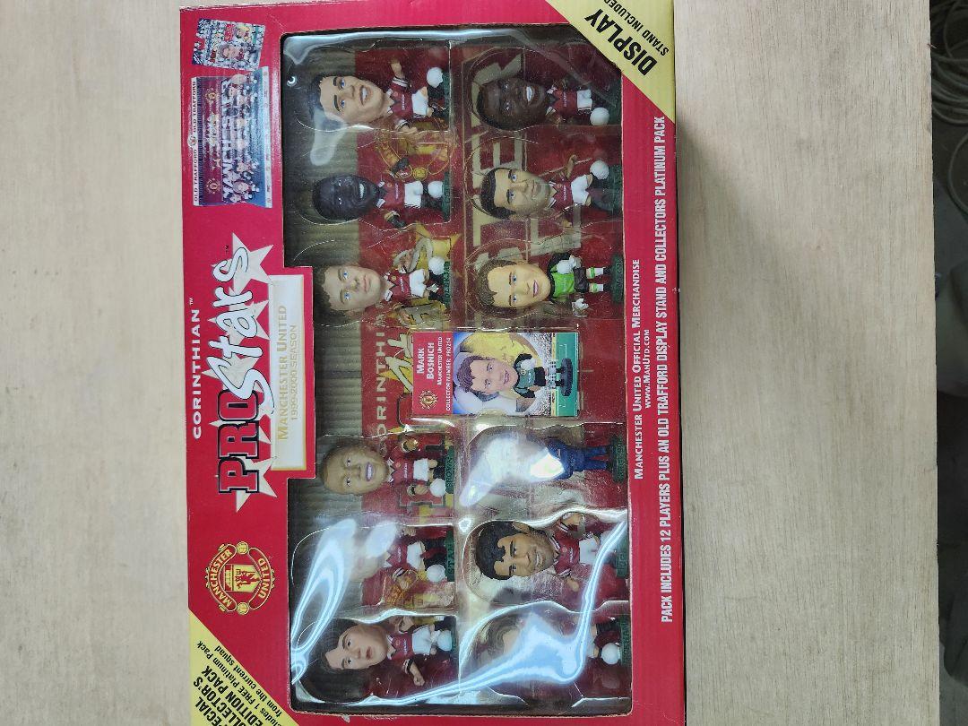マンチェスター・ユナイテッド1999年チーム フィギュアセット～未開封品