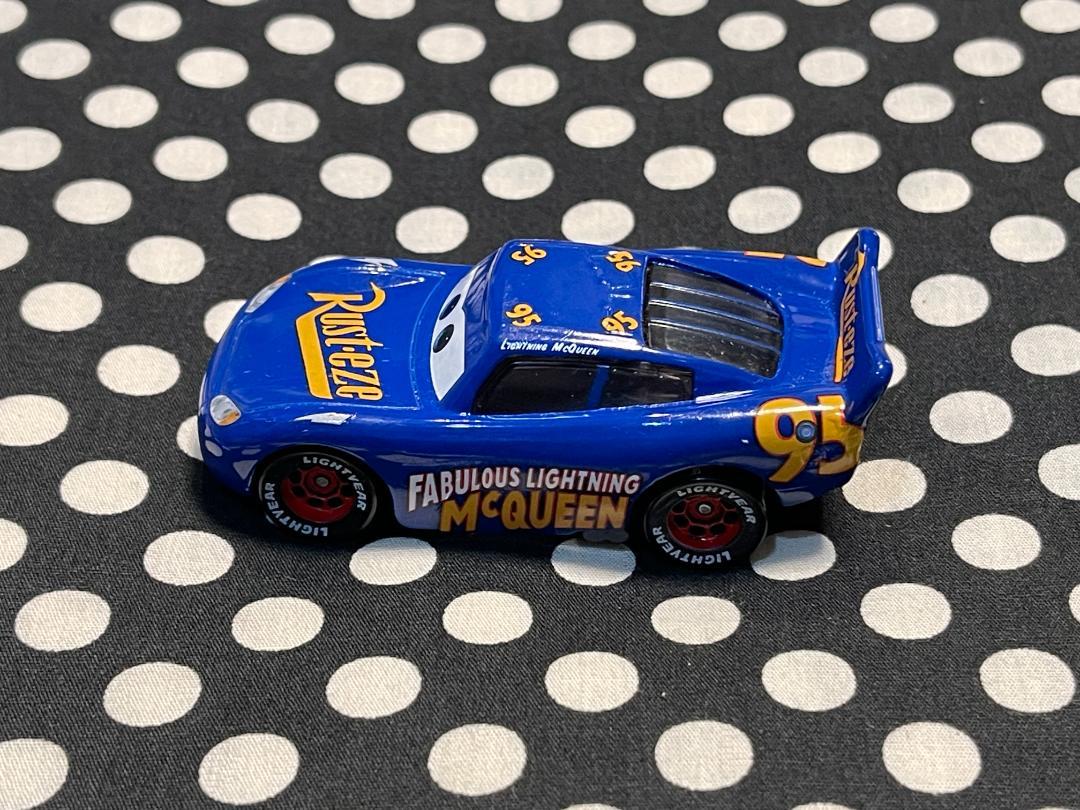新品絶版カーズ ミニカー マックイーン ファビュラスタイプ