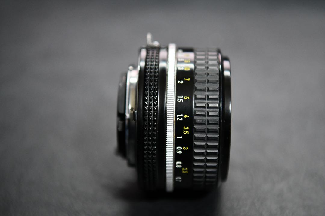 nikon nikkor Ai 50mm f1.8 オールドレンズ