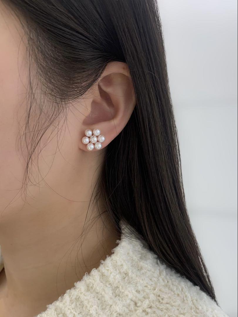 テリが強い　彩凛クラス4.5-5mmベビーアコヤパール　花型ピアス　花見シーズン
