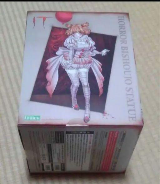 IT(2017)ペニーワイズ美少女1/7スケール塗装完成品フィギュア