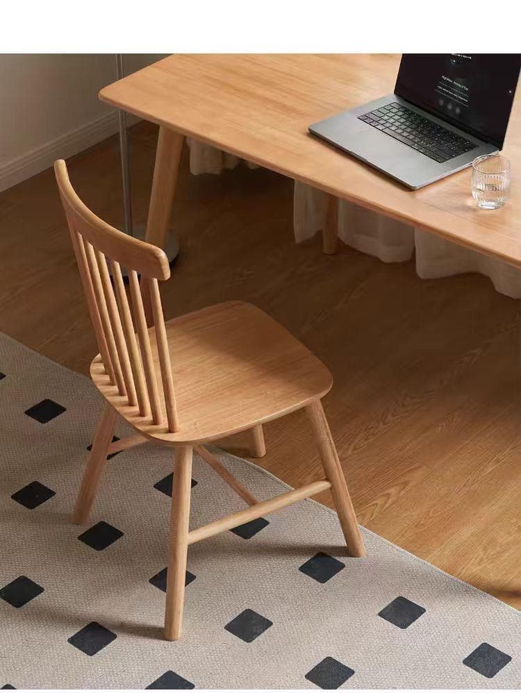 新品限定在庫処分2脚セット木製スピンドルバック　ダイニングチェア　ウィンザチェア