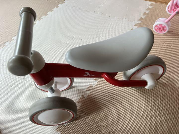 一歳から乗れる三輪車 一歳から乗れる三輪車