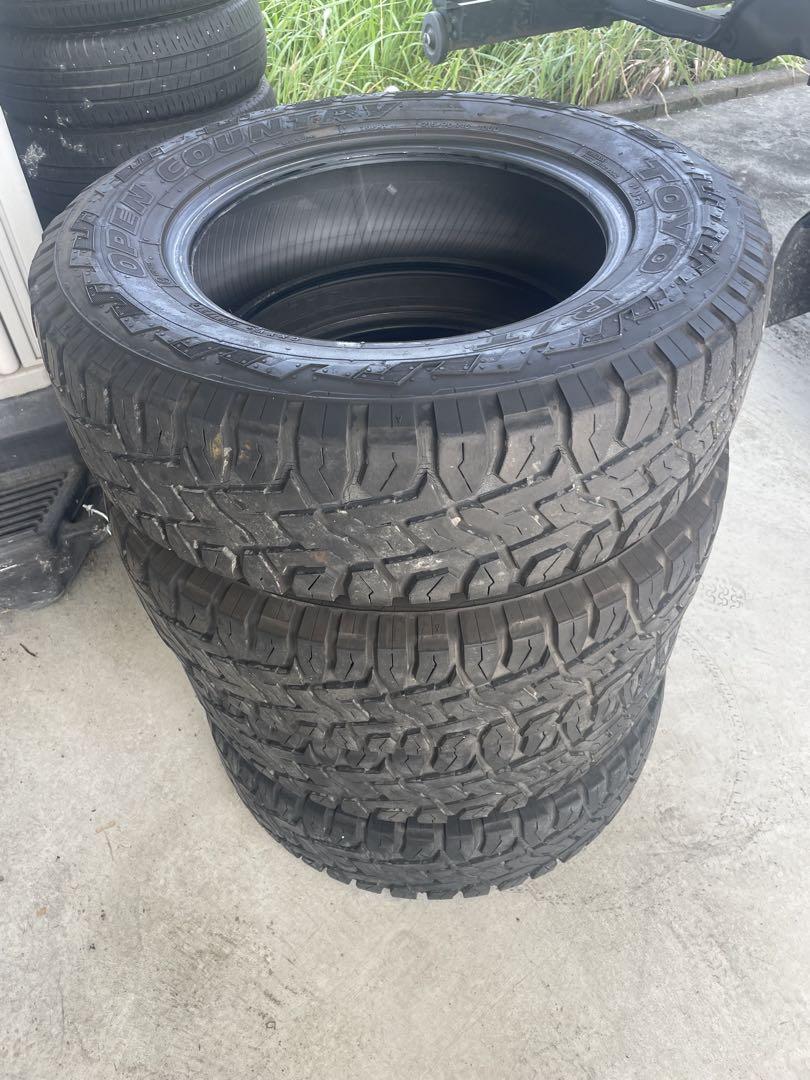 トーヨー　オープンカントリーR/T 215/70r16