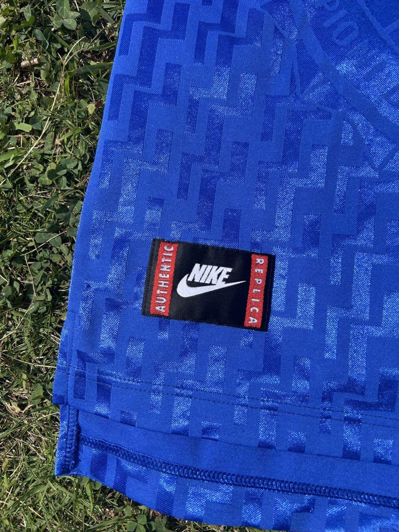 90s Nike イタリア代表　ユニフォーム　バッジョ　y2k テック系 90s Nike イタリア代表 ユニフォーム バッジョ y2k テック系