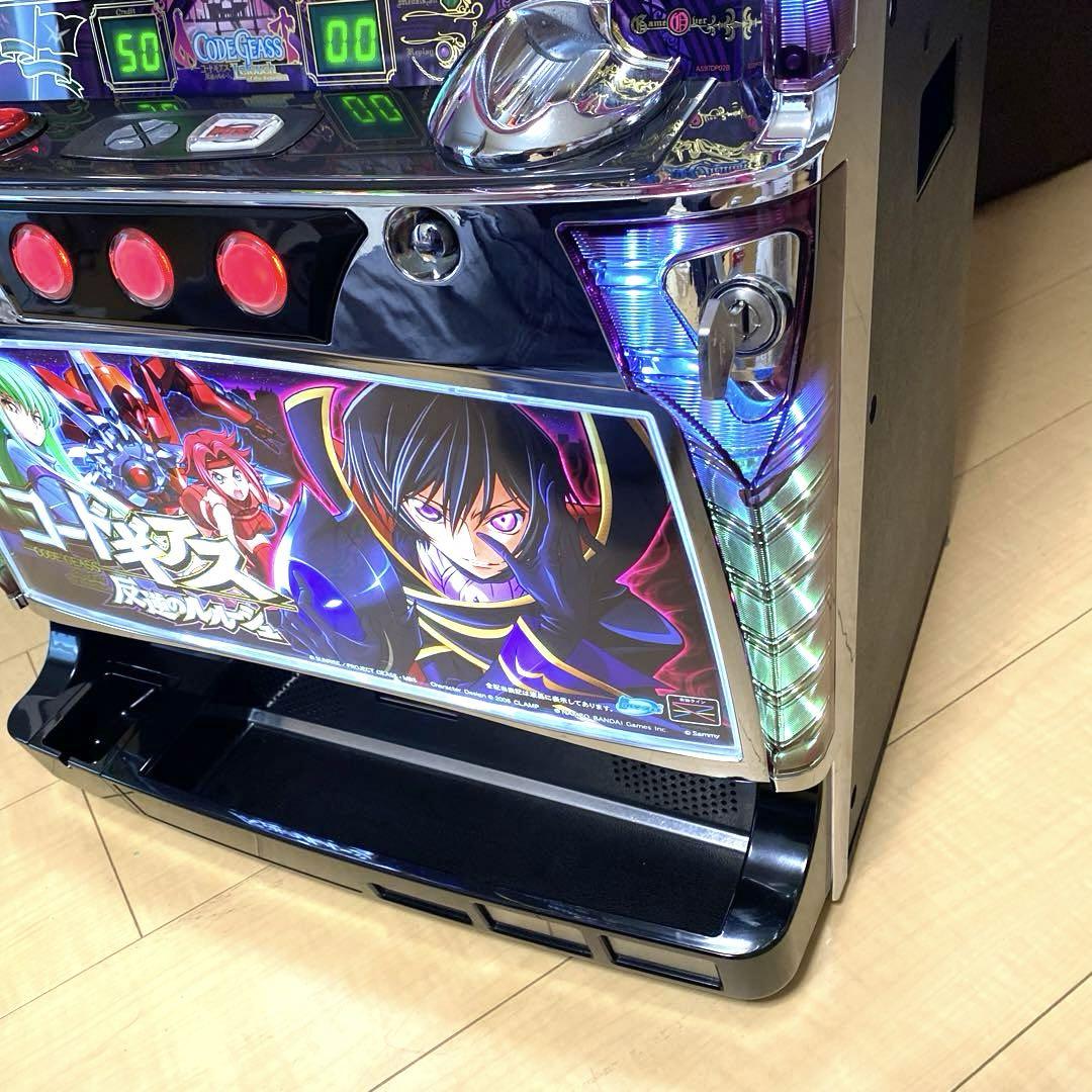 希少！ パチスロ コードギアス 反逆のルルーシュ 実機 白ロム