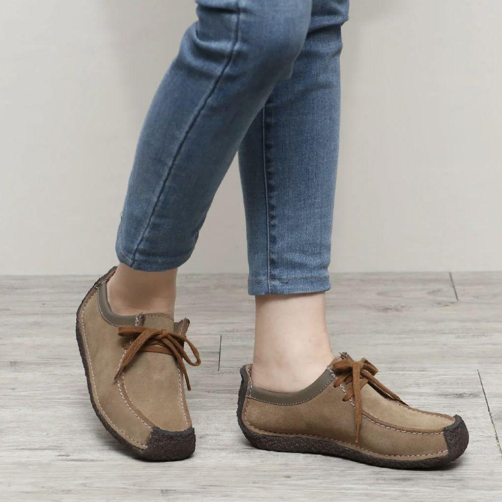 美品 クラークス ナタリー ワラビー レザー モカシン シューズ ブーツ 本革