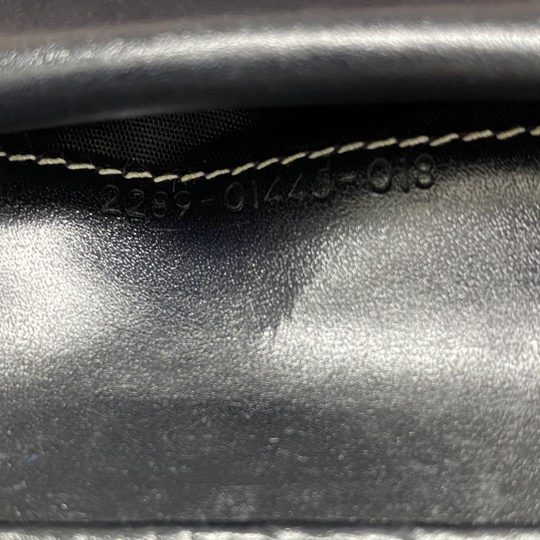 新品同様‼️フェンディ FENDI 財布 二つ折り 折り財布 ズッカ柄