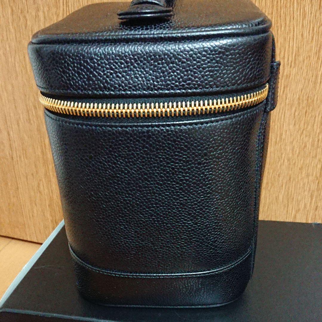 逸品！保管品美品シャネルキャビアスキンバニティ